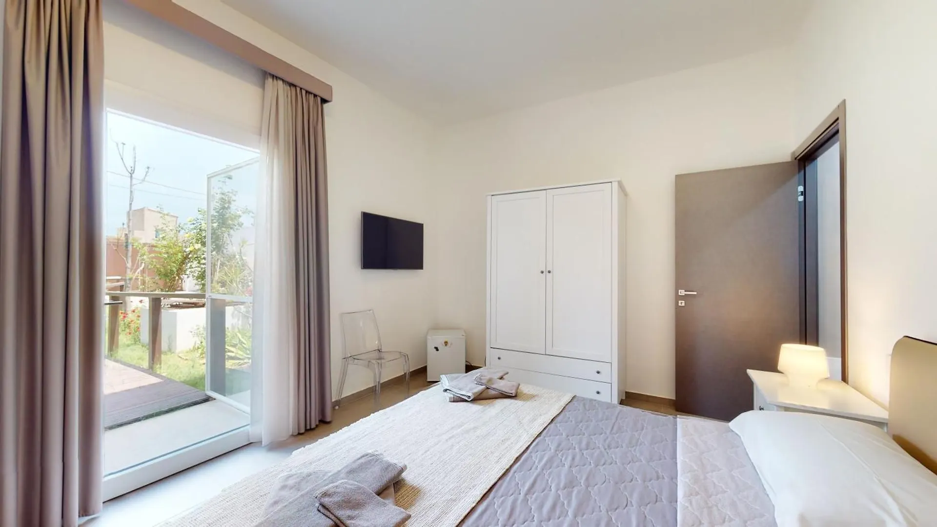 Villa Aries - Rural Chic Experience Gela Aparthotel