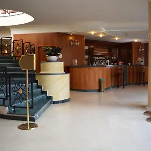 Hotel Peretti, Gela