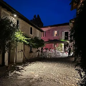 Sottolaluna , Viano Italy
